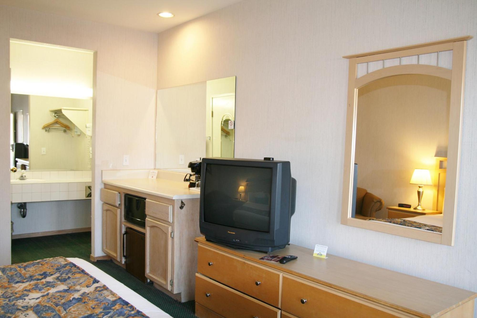 Days Inn By Wyndham Rocklin/Sacramento מראה חיצוני תמונה