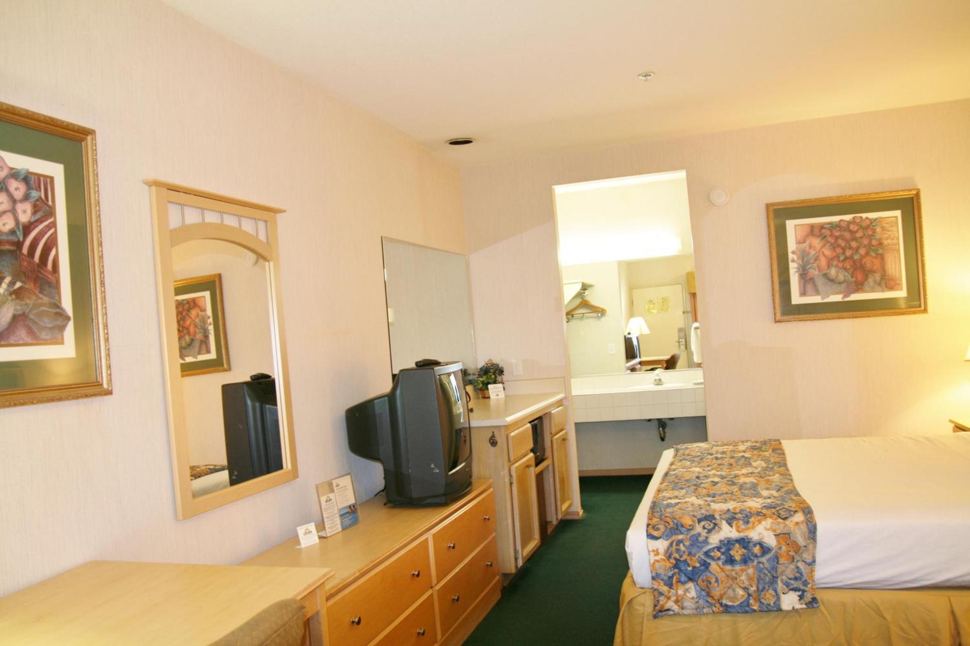 Days Inn By Wyndham Rocklin/Sacramento מראה חיצוני תמונה