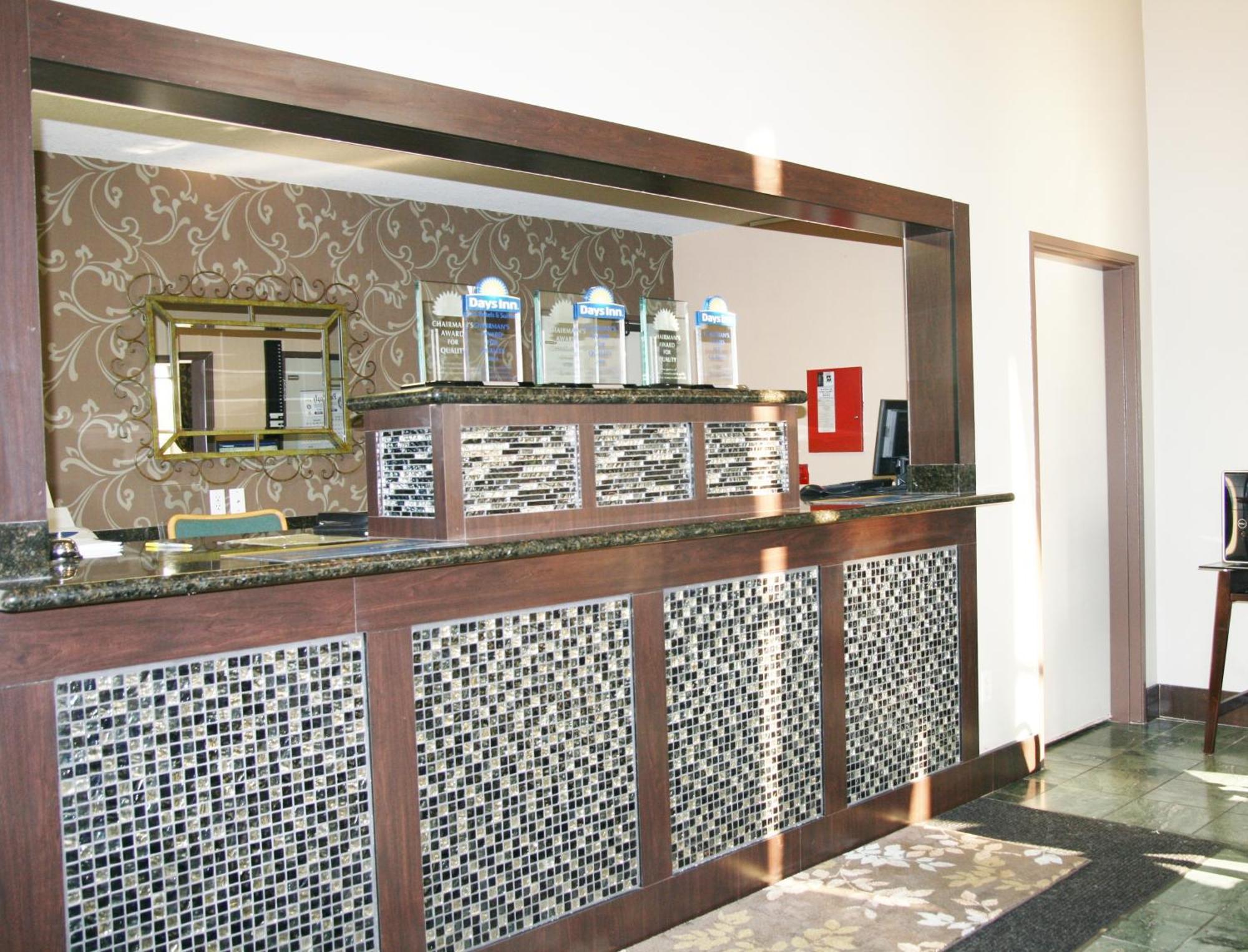 Days Inn By Wyndham Rocklin/Sacramento מראה חיצוני תמונה